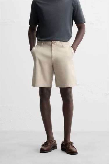 CHINO REGULAR FIT BERMUDA SHORTS - Beige by Zara