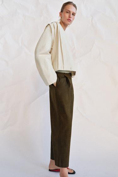 ZW COLLECTION CROPPED TROUSERS WITH DARTS - Khaki by Zara