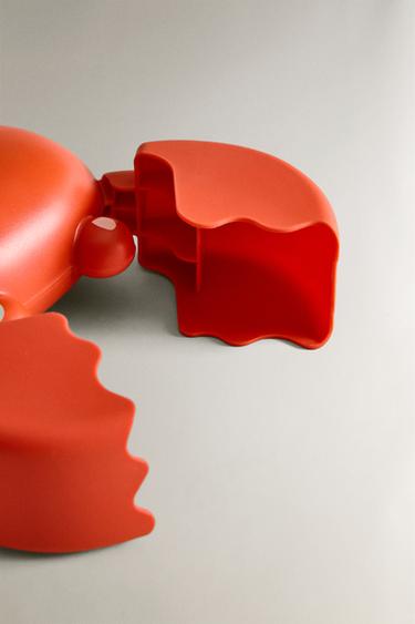 KIDS’ CRAB BEACH CLAW TOY - Red by Zara - Image 3