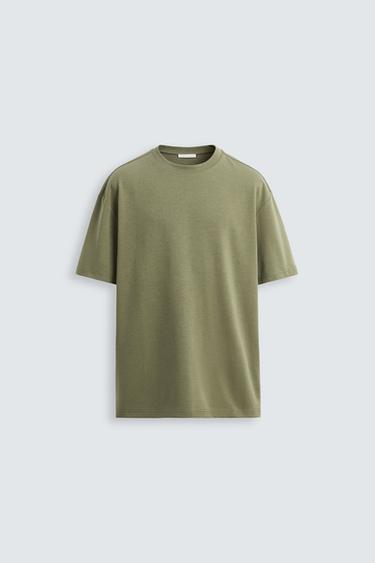 CAMISETA REGULAR FIT BÁSICA - Khaki claro de Zara