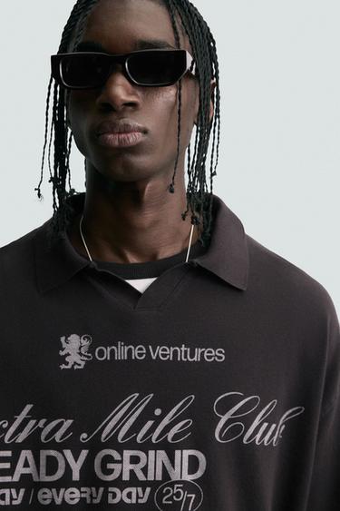 POLO DÉLAVÉ À TEXTES IMPRIMÉS - gris anthracite de Zara - Image 5