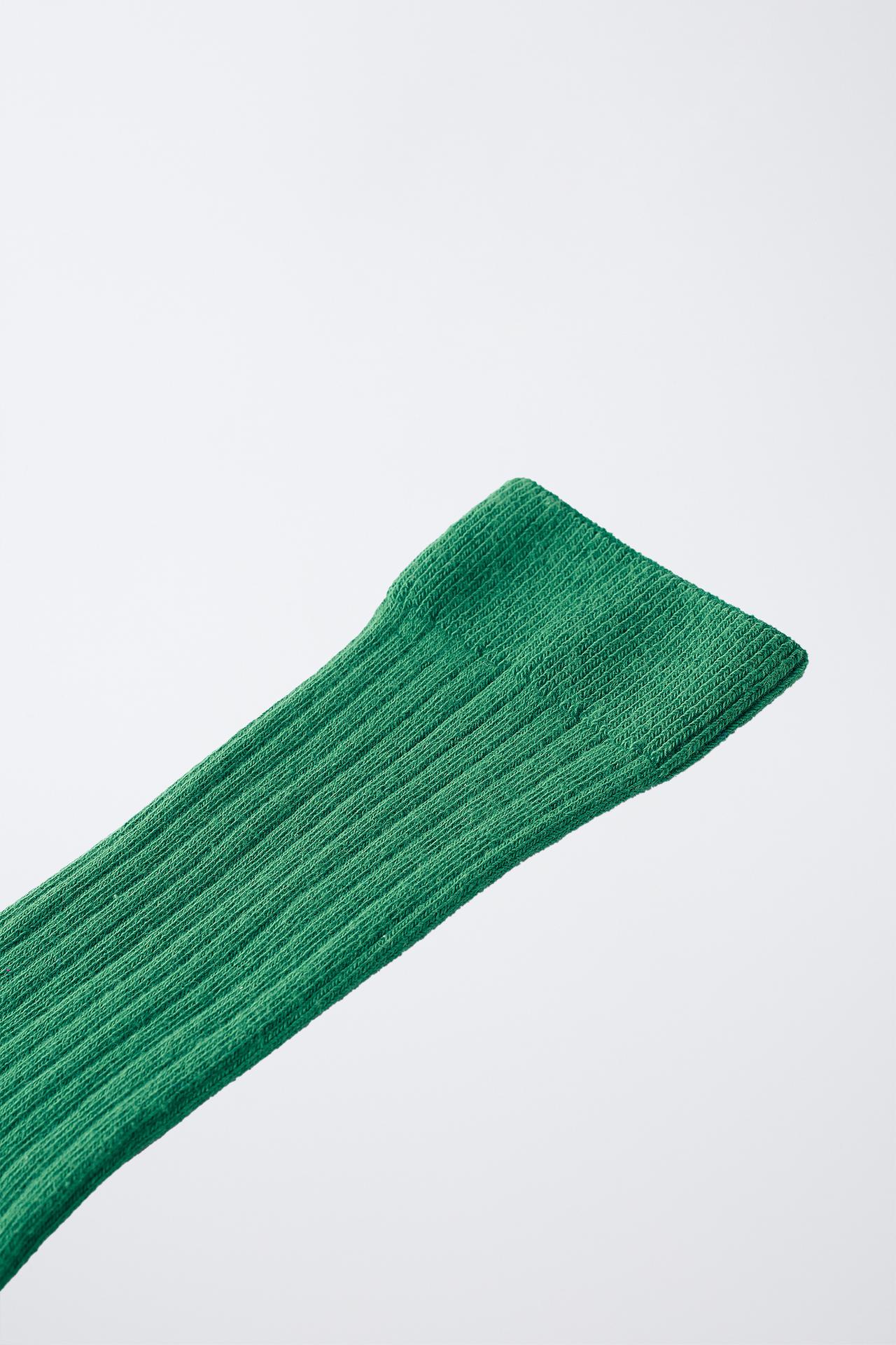 MID-LENGTH RIBBED SOCKS — Green