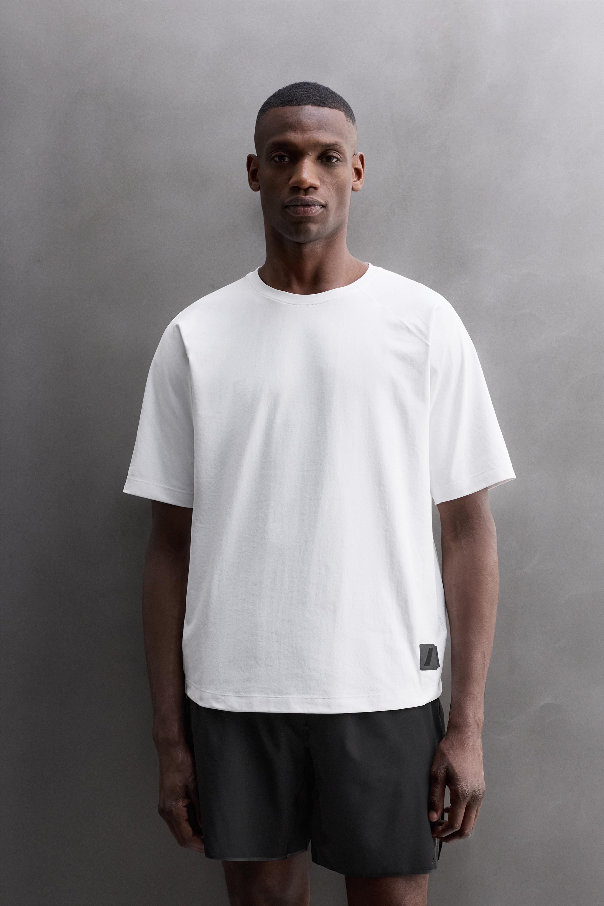 T-SHIRT TECHNIQUE À PIÈCE