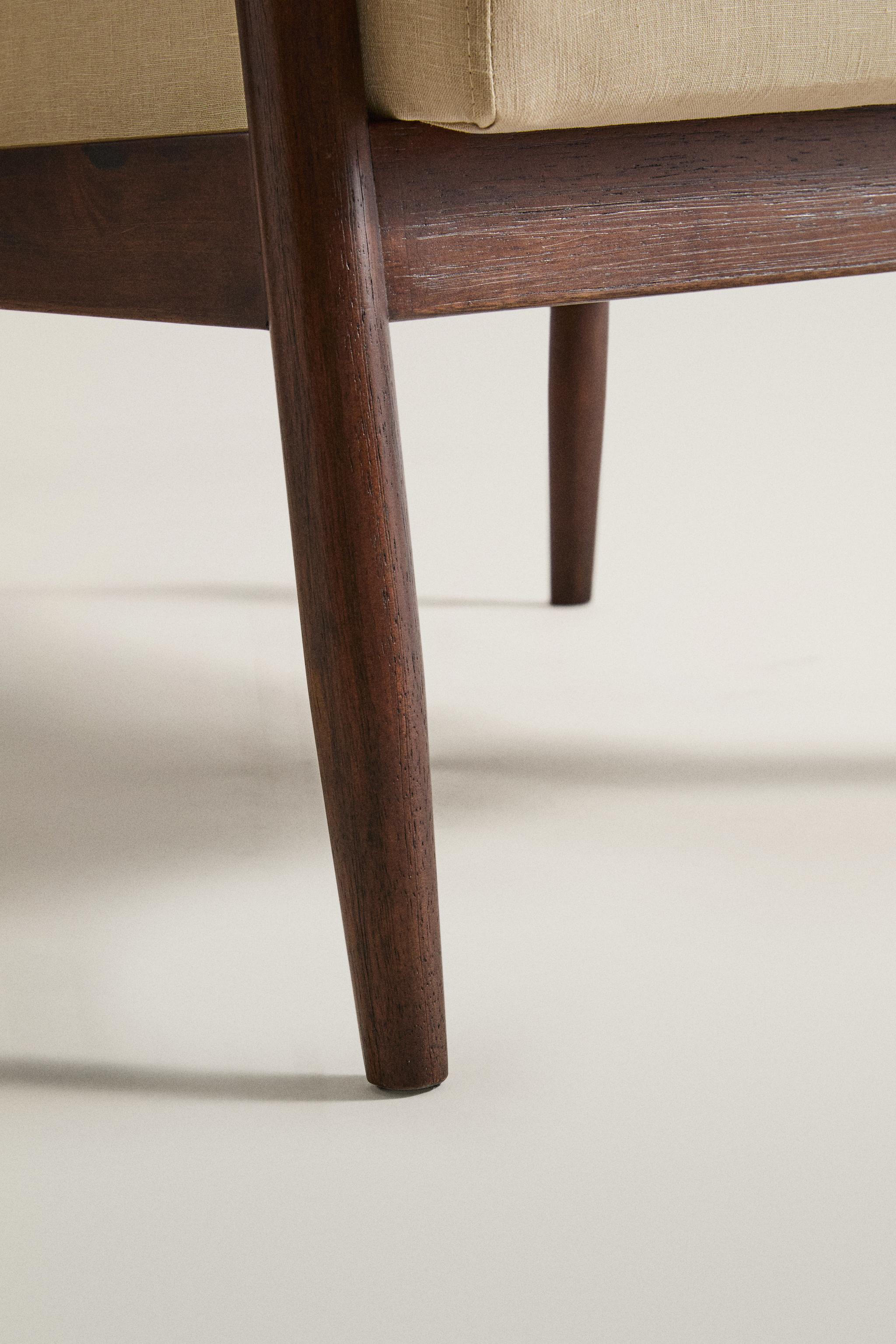 WOOD AND LINEN ACCENT CHAIR - Dark beige | ZARA United States