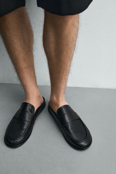 MOCASSINS OUVERTS À L'ARRIÈRE EN CUIR - Noir de Zara - Image 2