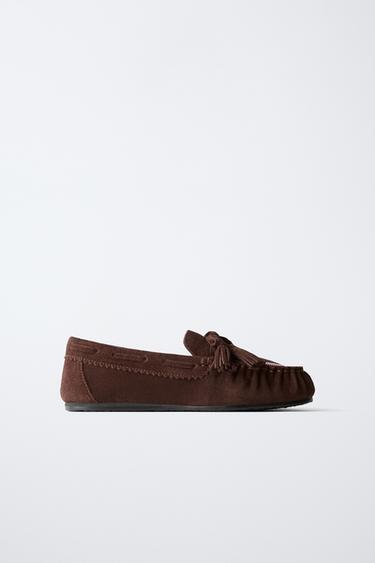 LEATHER TASSEL LOAFERS - Maroon by Zara