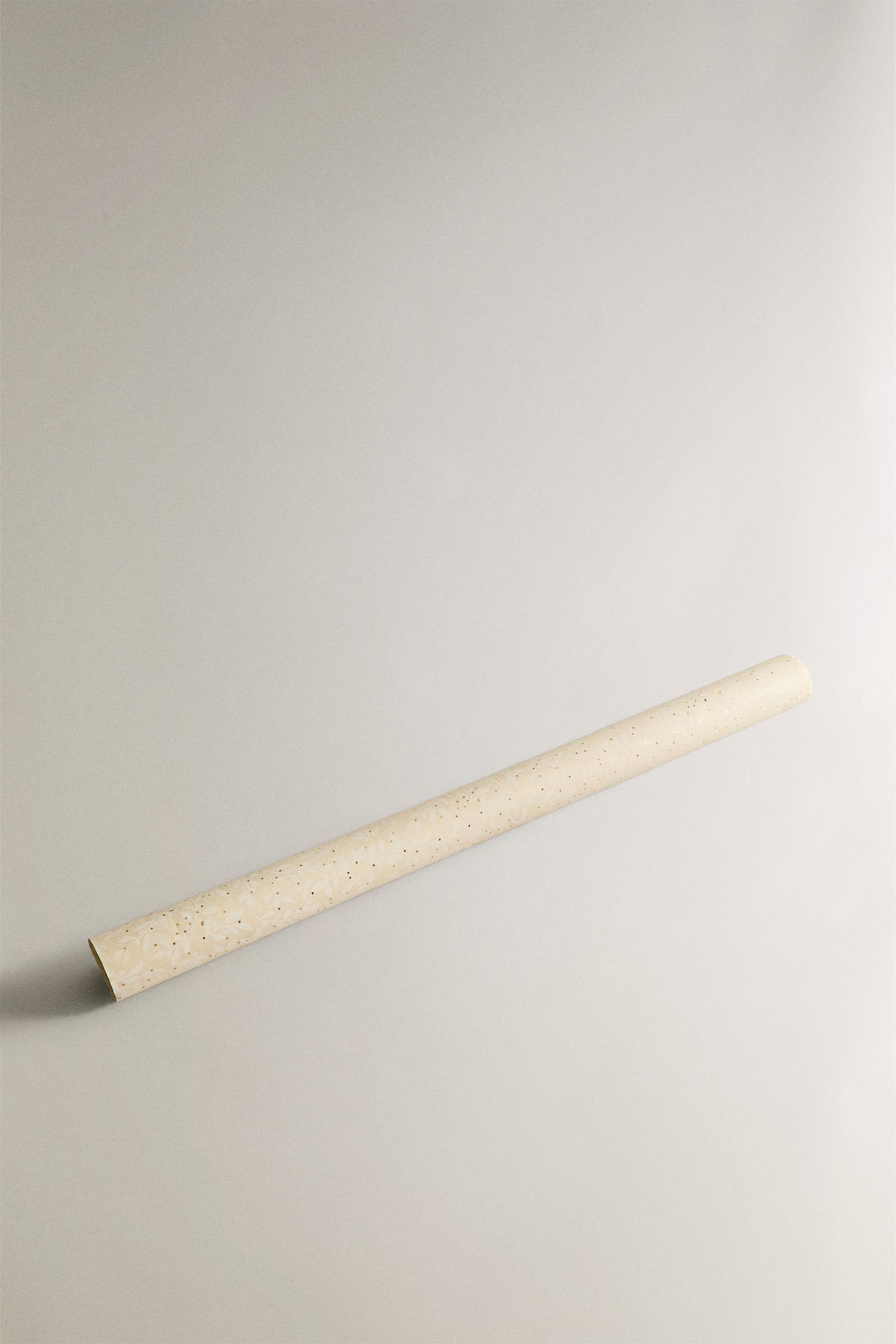 CHRISTMAS HOLLY LEAF WRAPPING PAPER