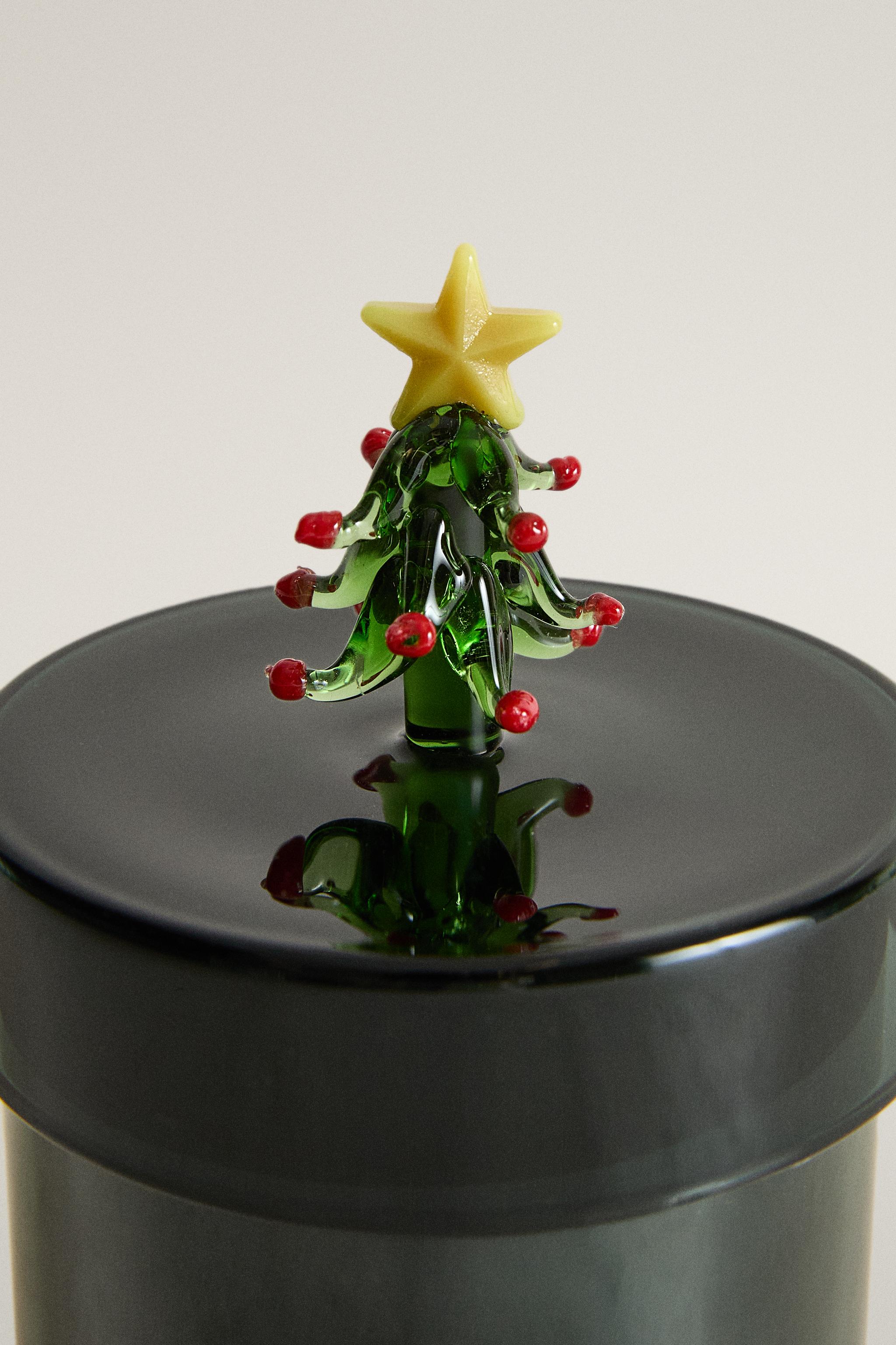 (220 G) WINTER CYPRESS BOROSILICATE GLASS SCENTED CANDLE
