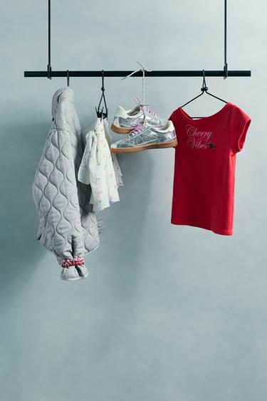 ОБРАЗ — Шалфейно-зеленый от Zara