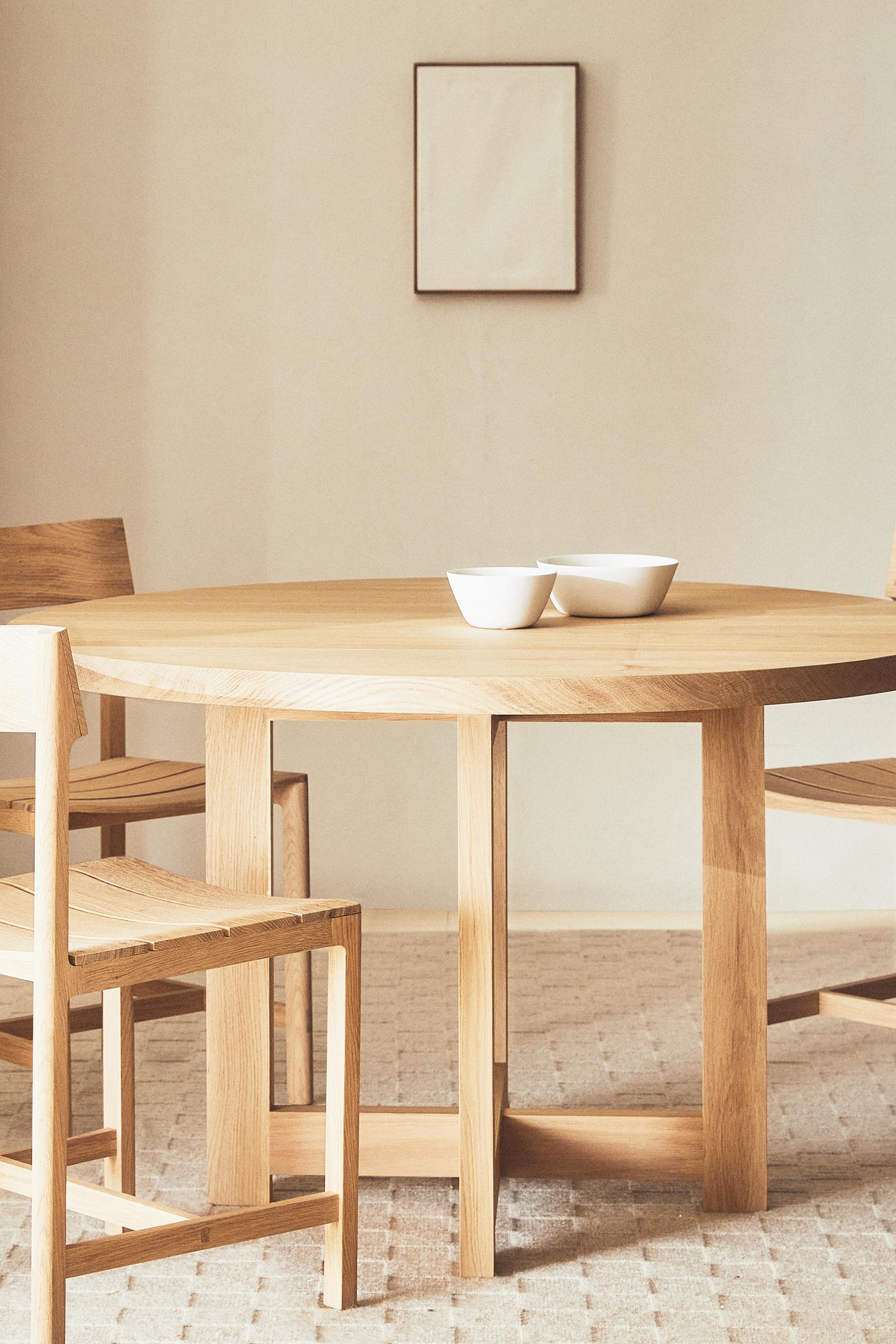 TABLE 02 - ライトベージュ | ZARA Japan / 日本