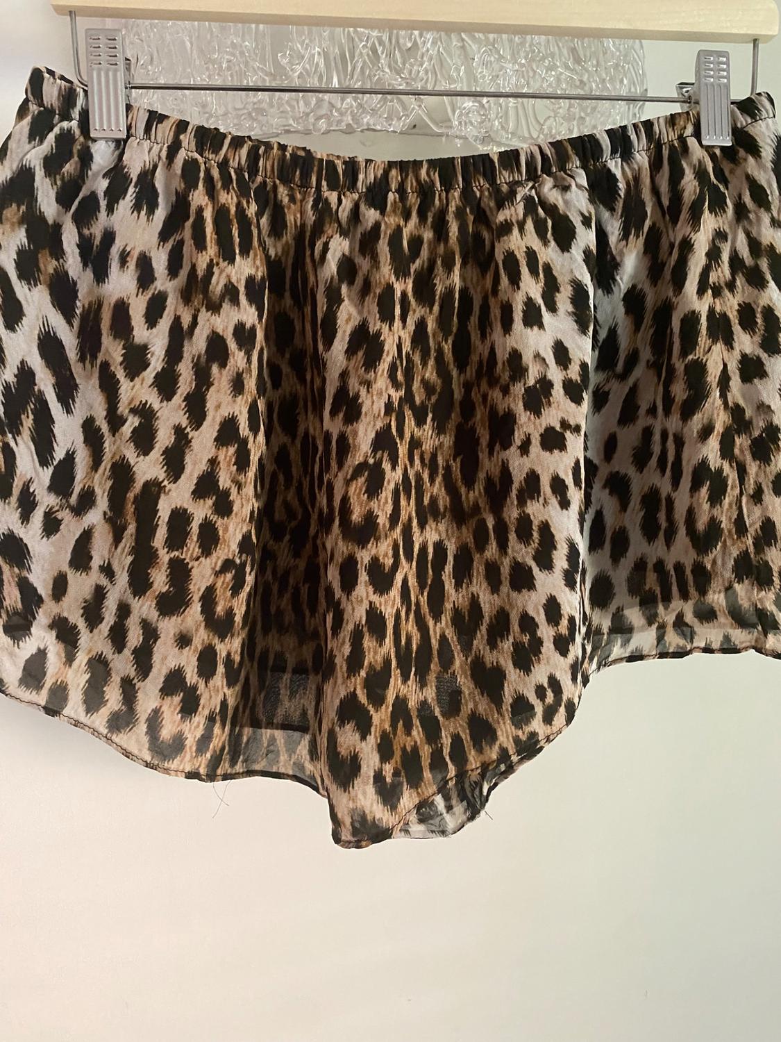 ZW COLLECTION ANIMAL PRINT SHORTS