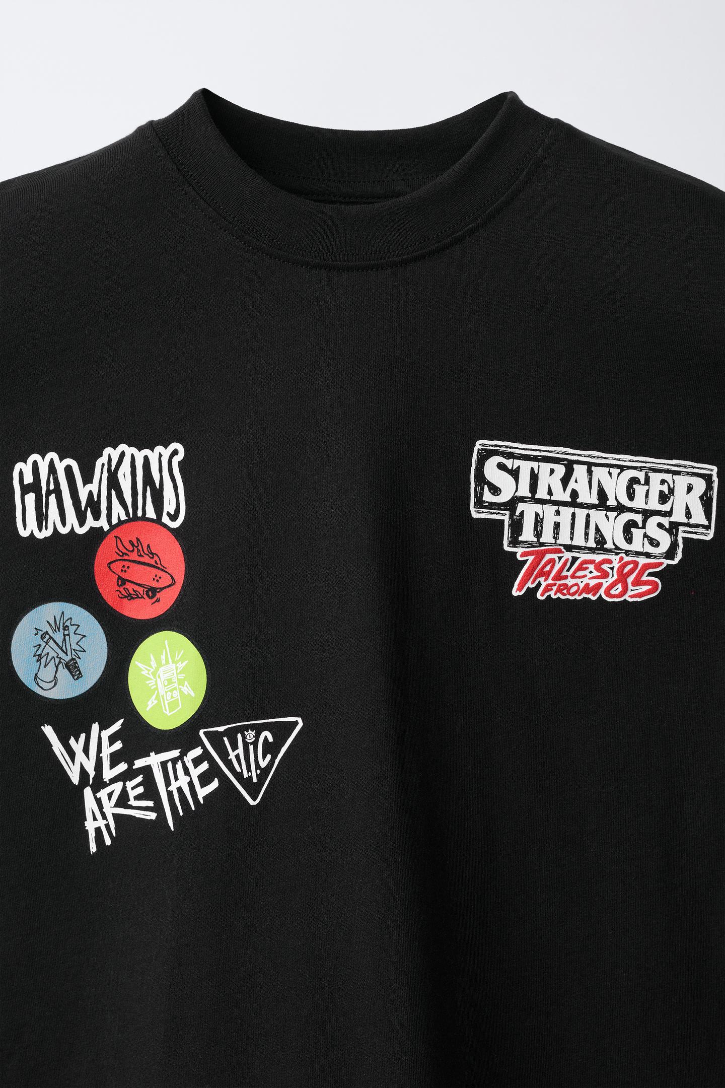 Детская футболка Zara Stranger Things © Netflix Print, цвет: Антрацитовый серый — фото 3