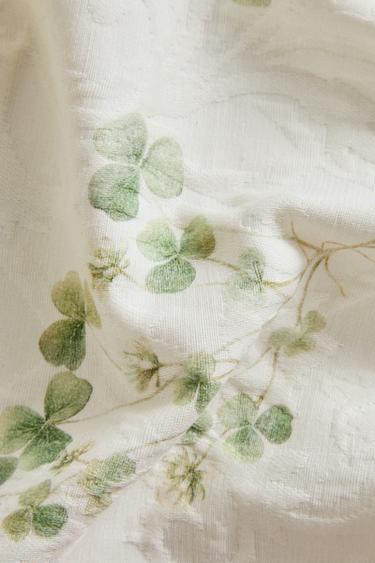 CLOVER PRINT JACQUARD TABLECLOTH - Green by Zara - Image 3