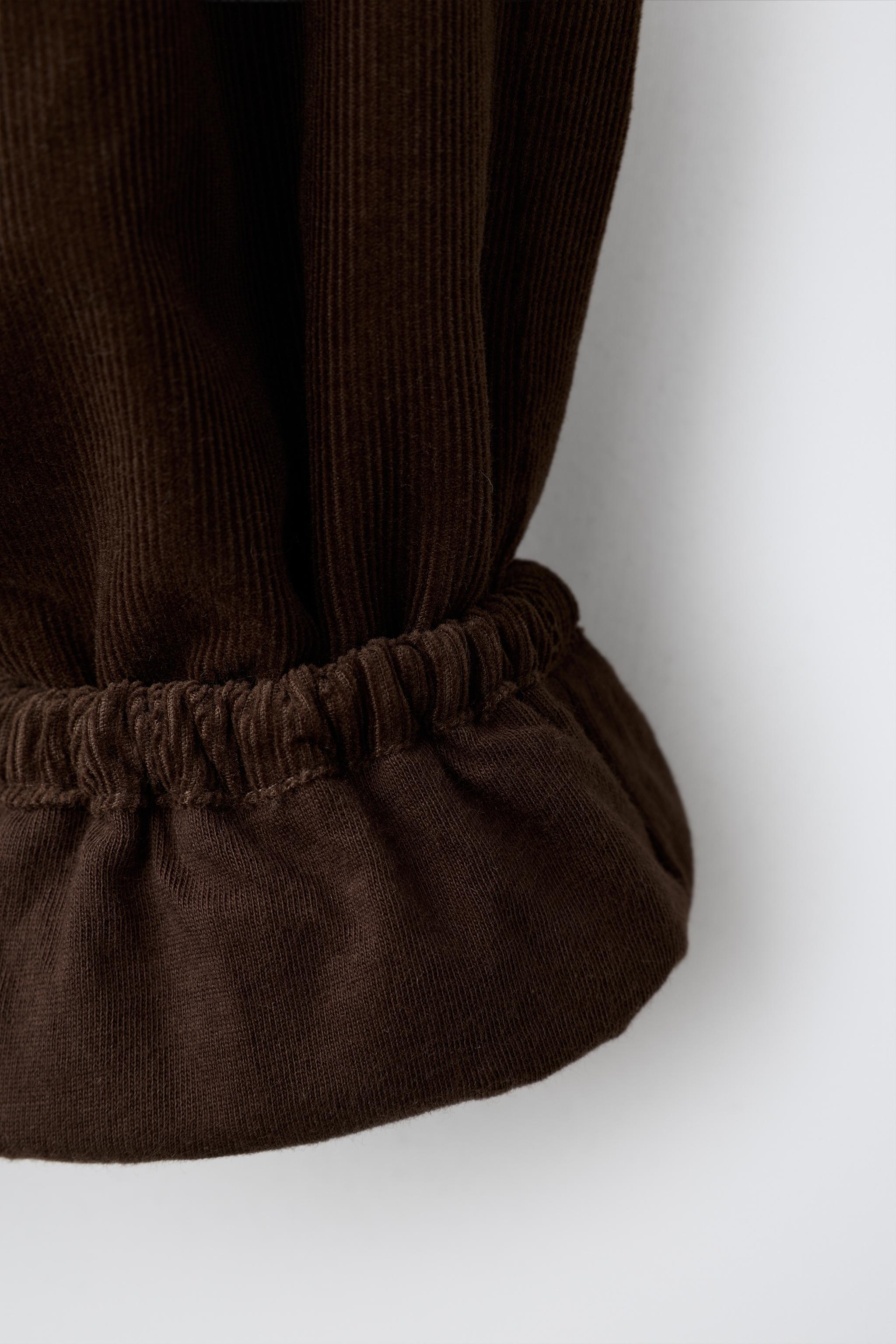 PANTALON JOGGER EN VELOURS CÔTELÉ FIN