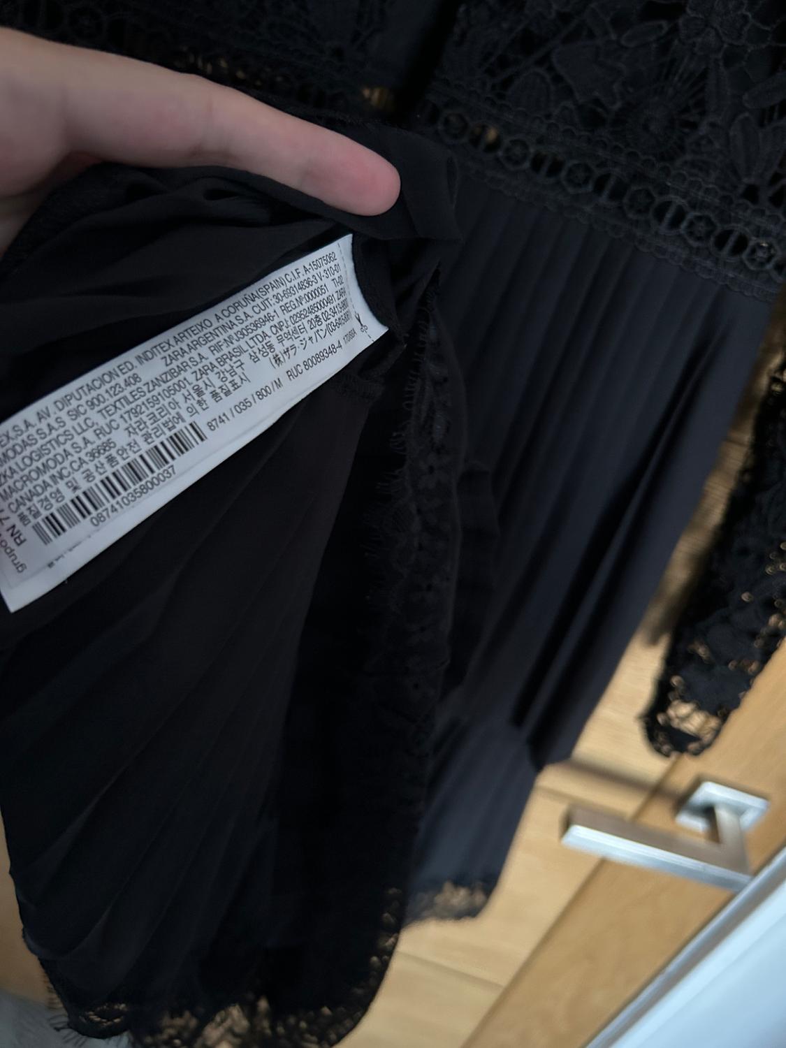 CONTRASTING PLEATED DRESS - Image 6