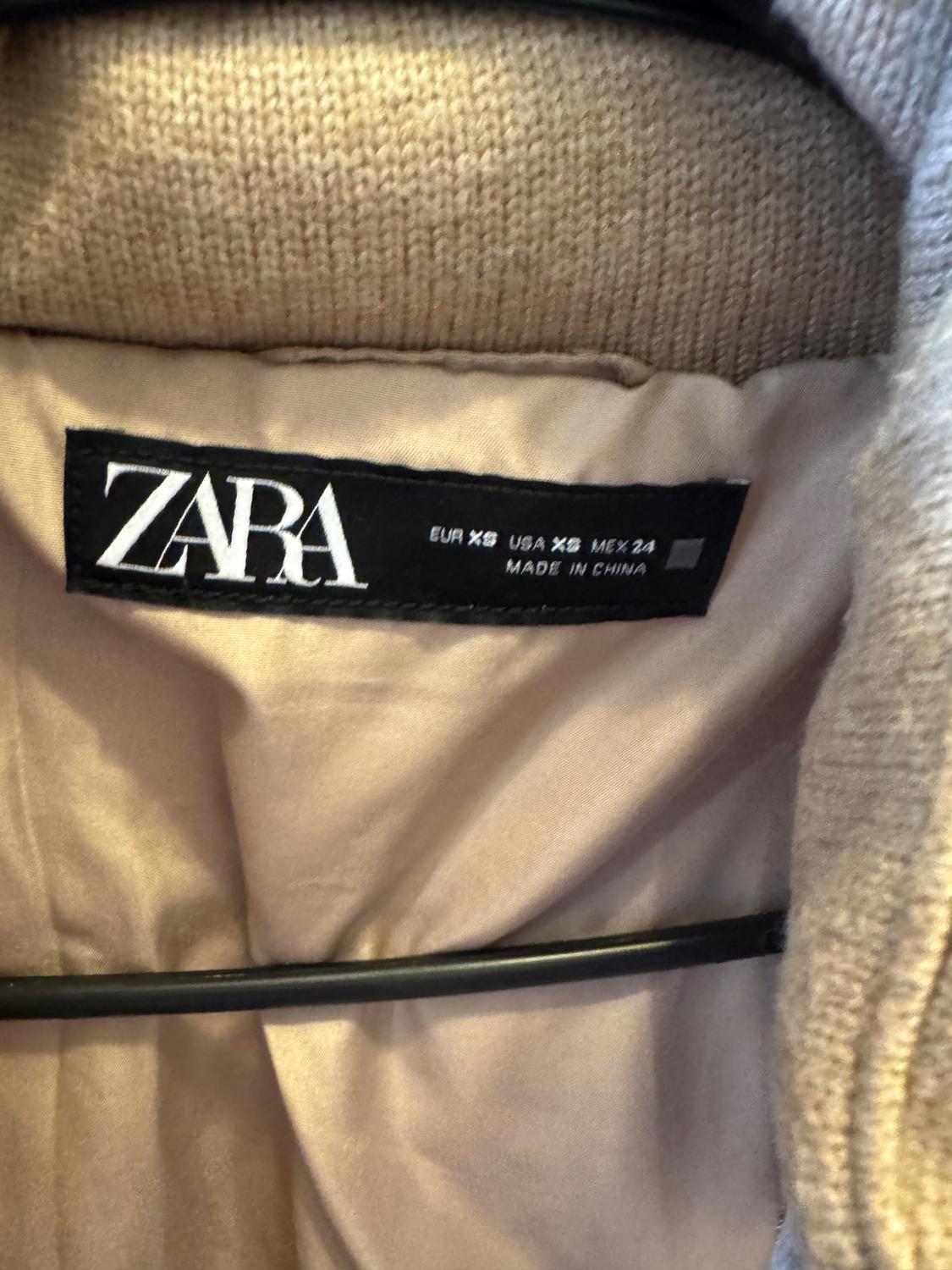 ZARA CROPPED KNIT PUFFER JACKET IN BEIGE SIZE XS - Image 3