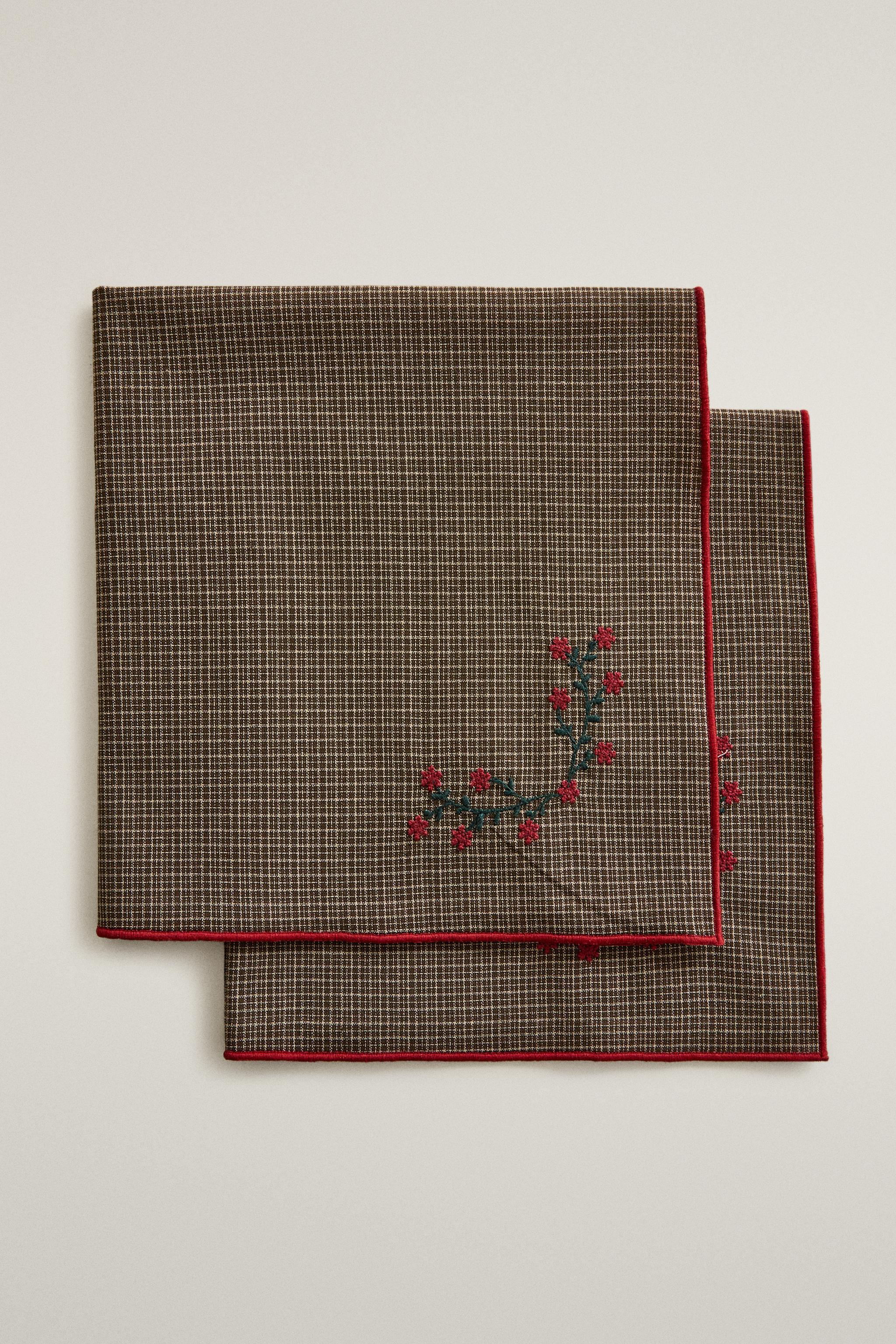 CHRISTMAS EMBROIDERED COTTON NAPKINS (PACK OF 2)