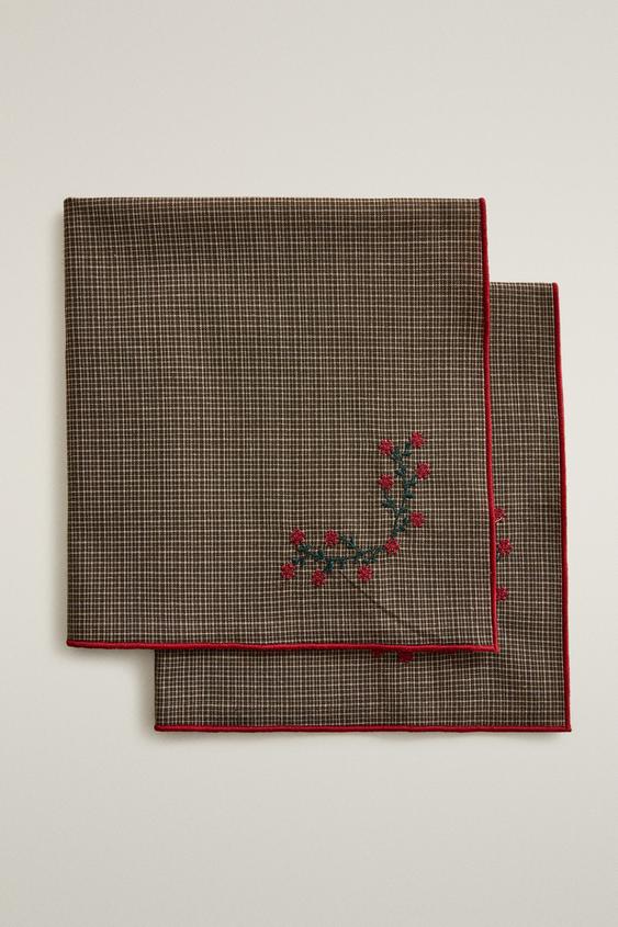 Zara CHRISTMAS EMBROIDERED COTTON NAPKINS (PACK OF 2) - Brown - Image 0