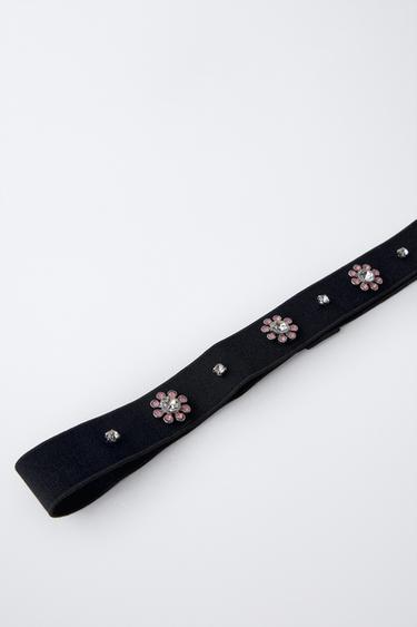 SERRE-TÊTE ÉLASTIQUE À FLEURS ET STRASS - Noir de Zara - Image 1