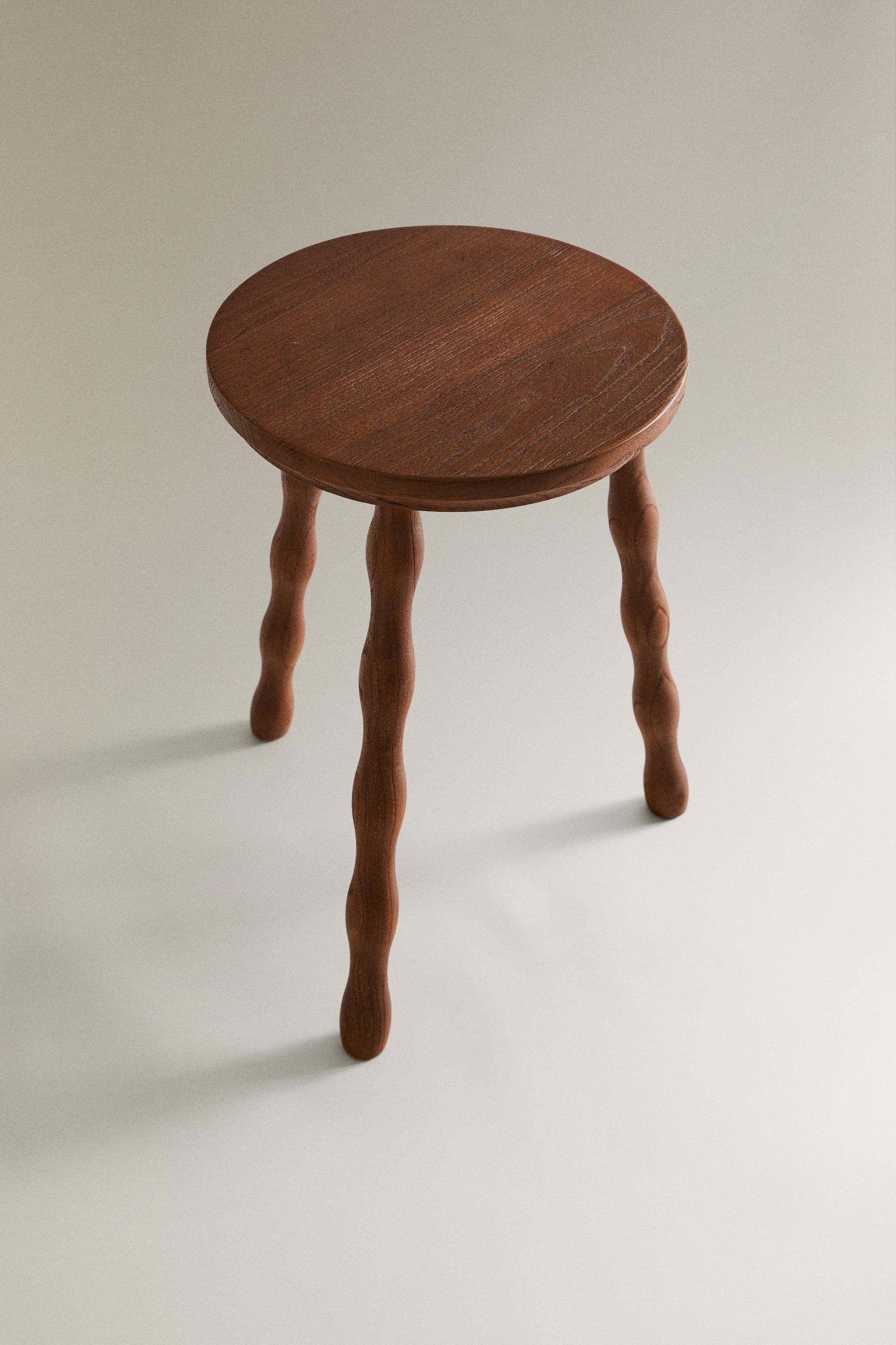 値下不可 ZARA HOME 木製ラウンドスツール H50cm 3本脚 2 2025年最新】zaraHOME スツールの人気アイテム - メルカリ