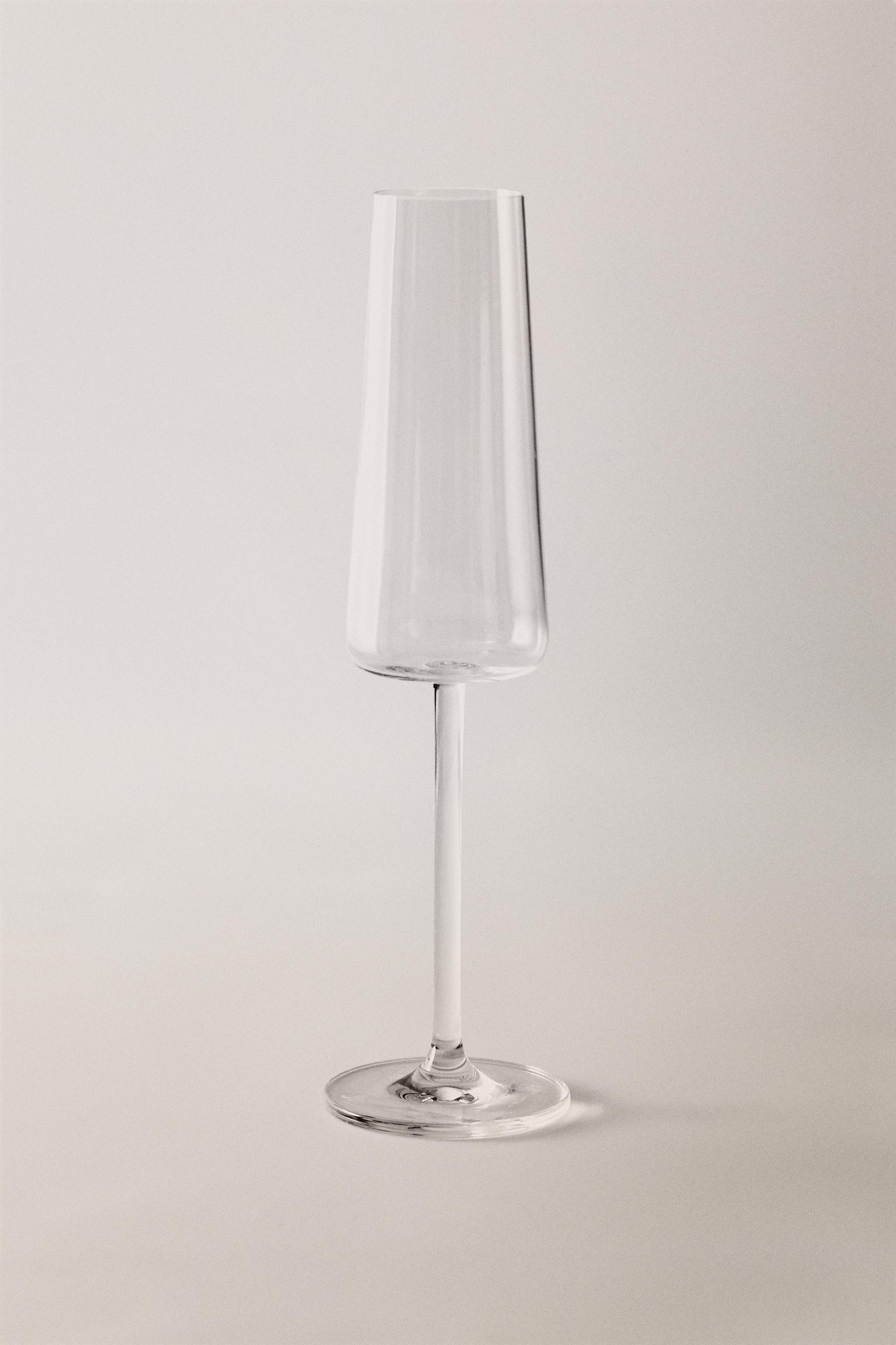 CONICAL CRYSTALLINE FLUTE GLASS — Transparent