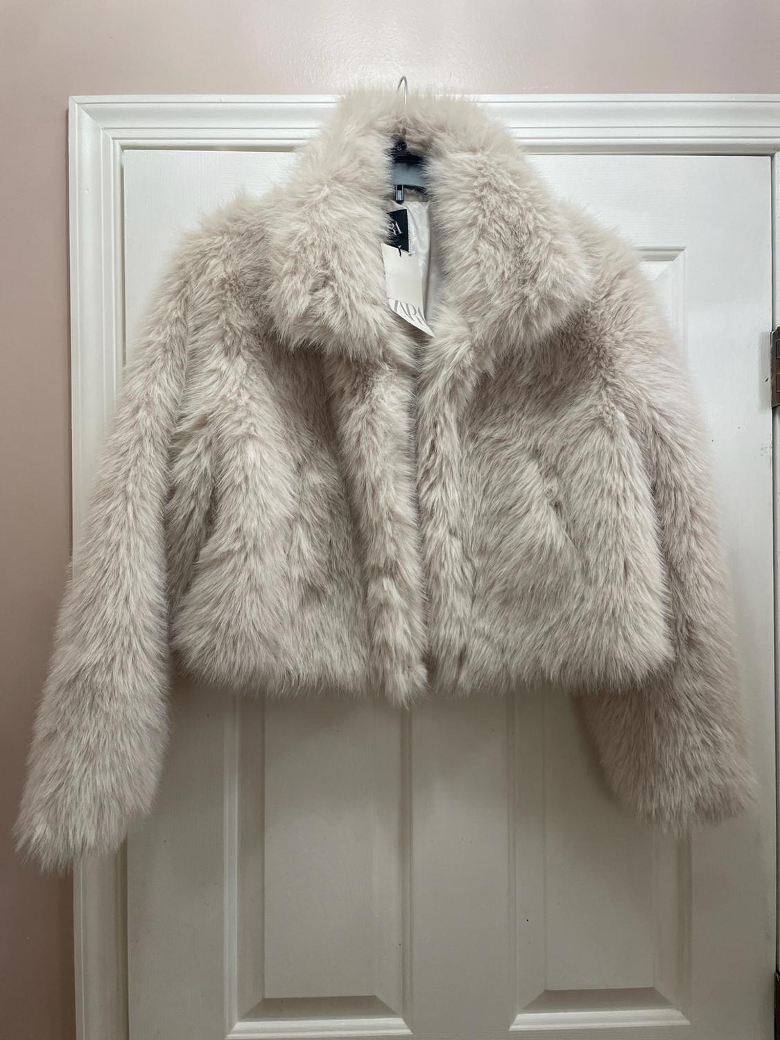 FAUX FUR SHORT COAT - Image 3