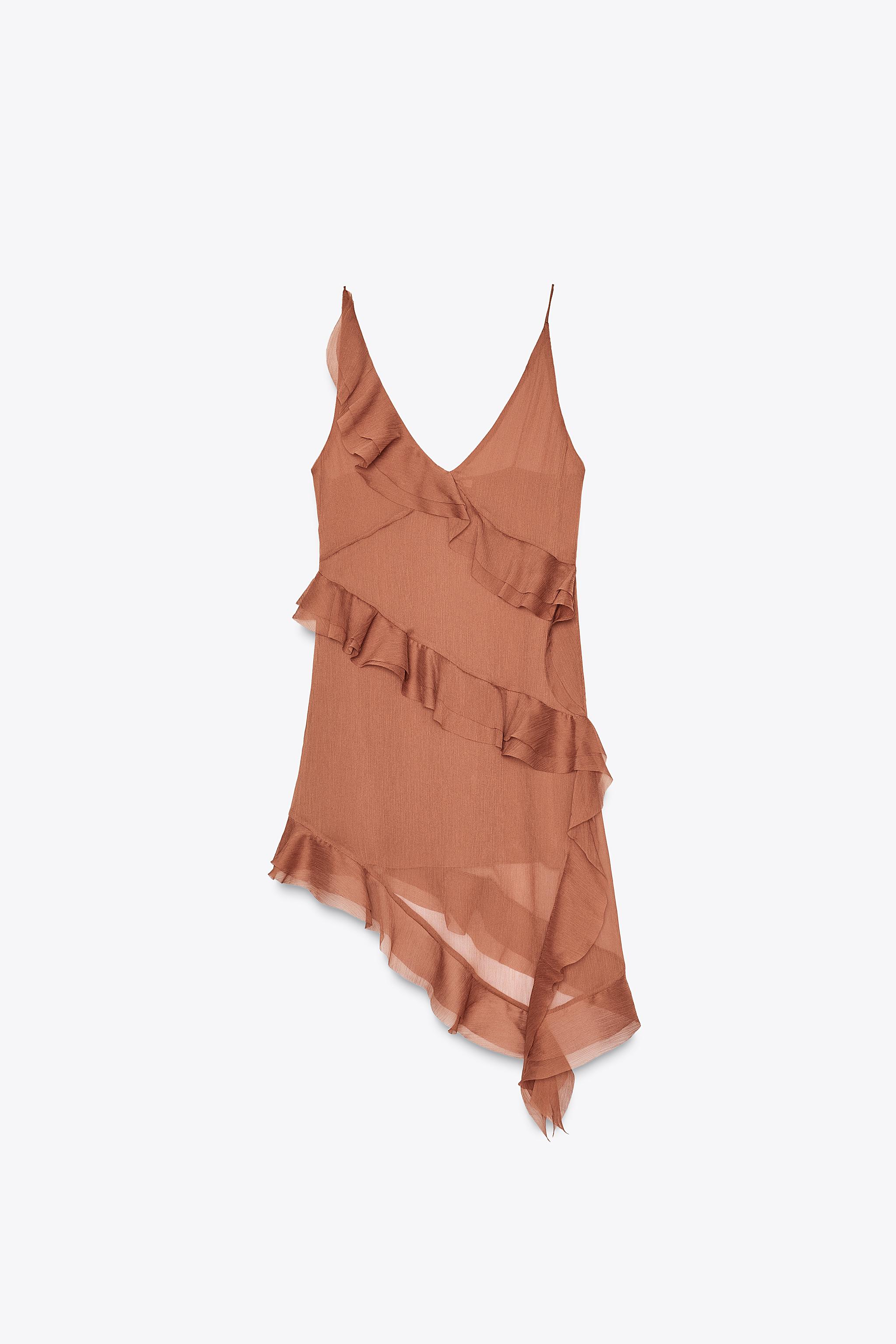 ROBE ASYMÉTRIQUE À VOLANTS