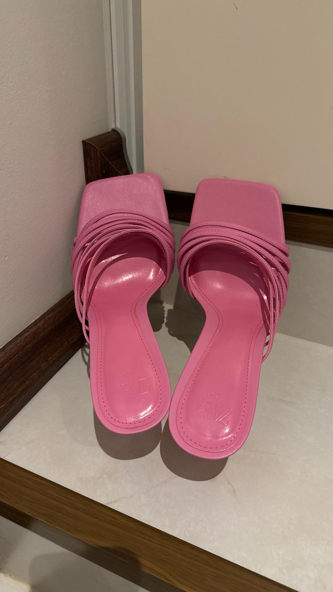 HIGH-HEEL STRAPPY SANDALS - Image 3