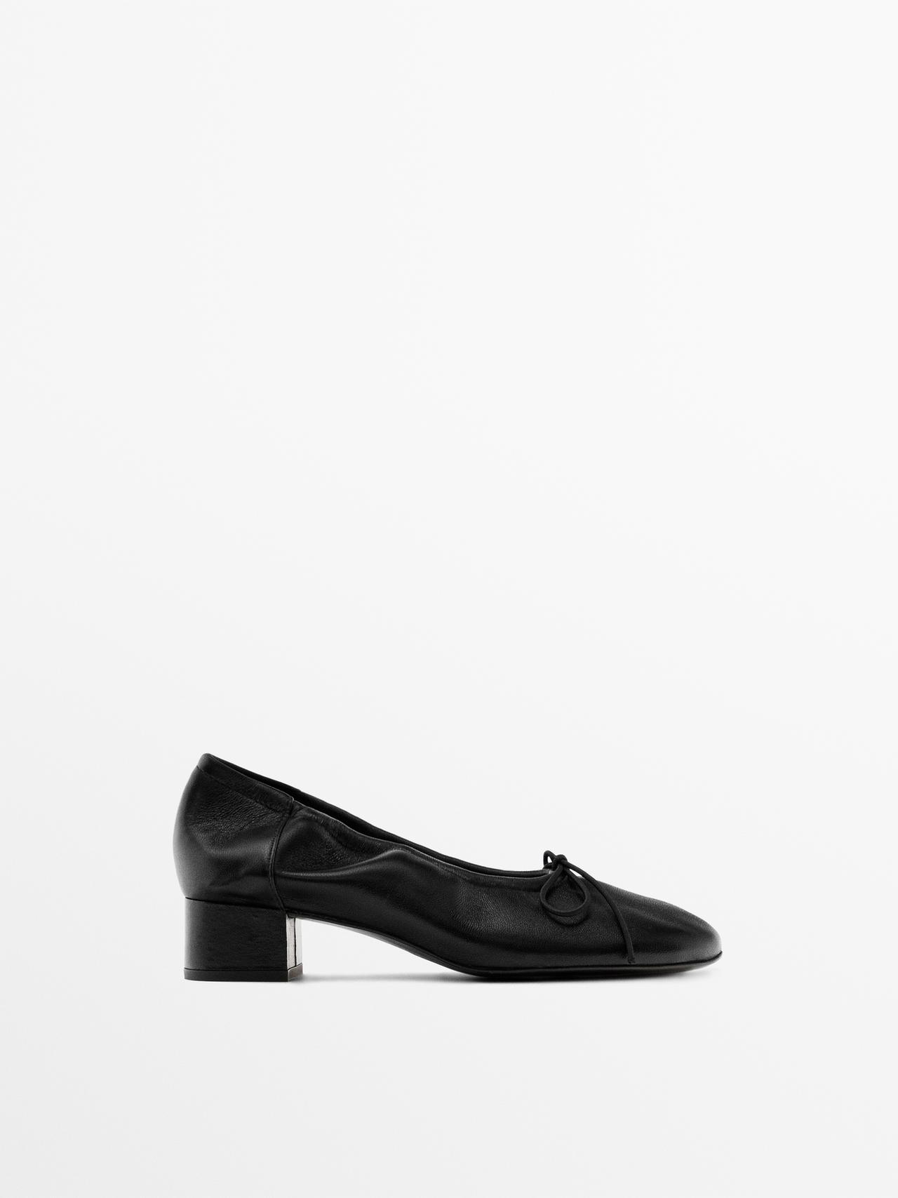 Leather heeled ballet flat — Black