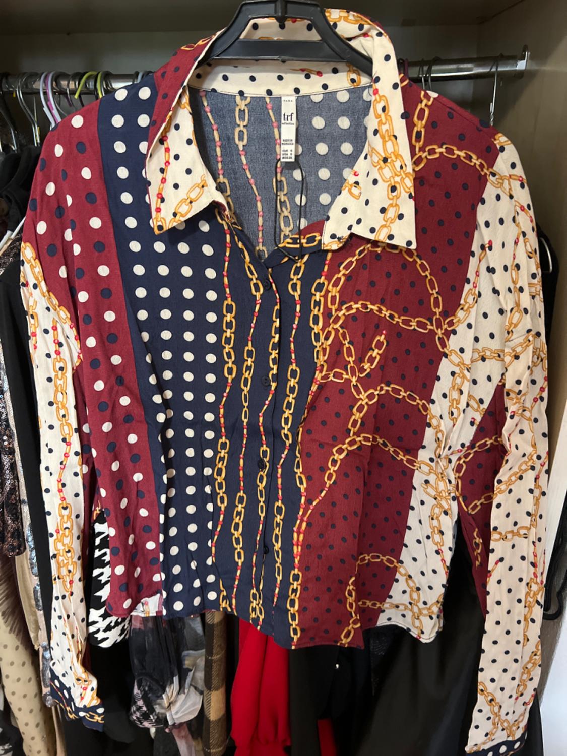 CHAIN PRINT TOP