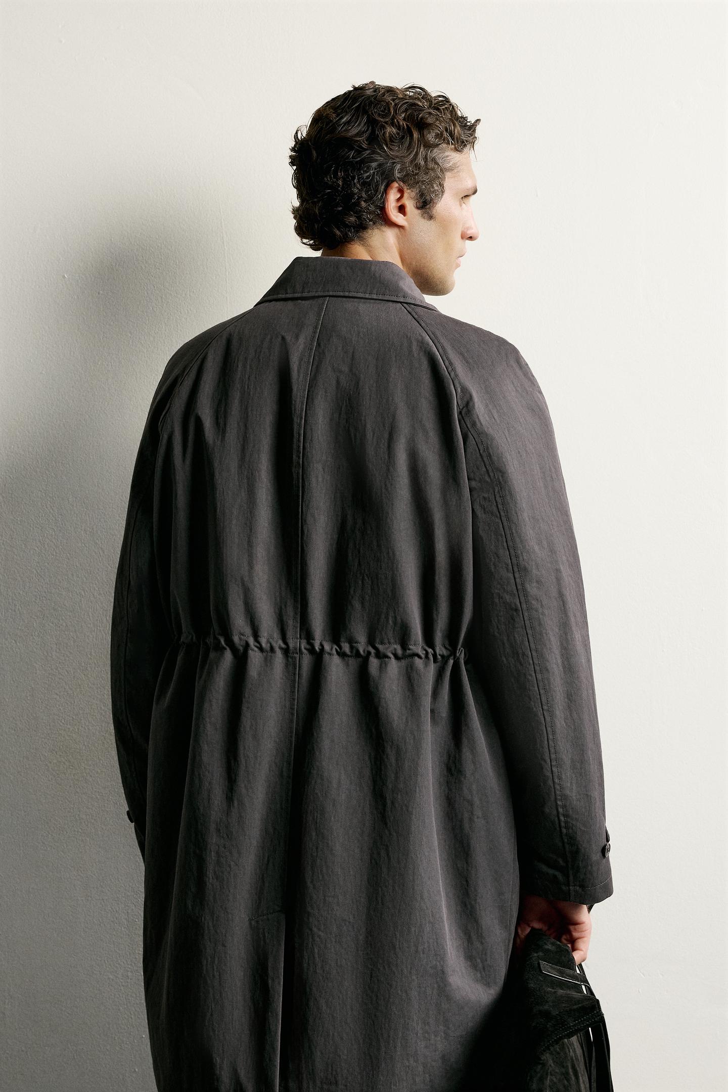 Мужское пальто Zara Water-Repellent Regular Fit Trench, цвет: Антрацитовый серый — фото 3