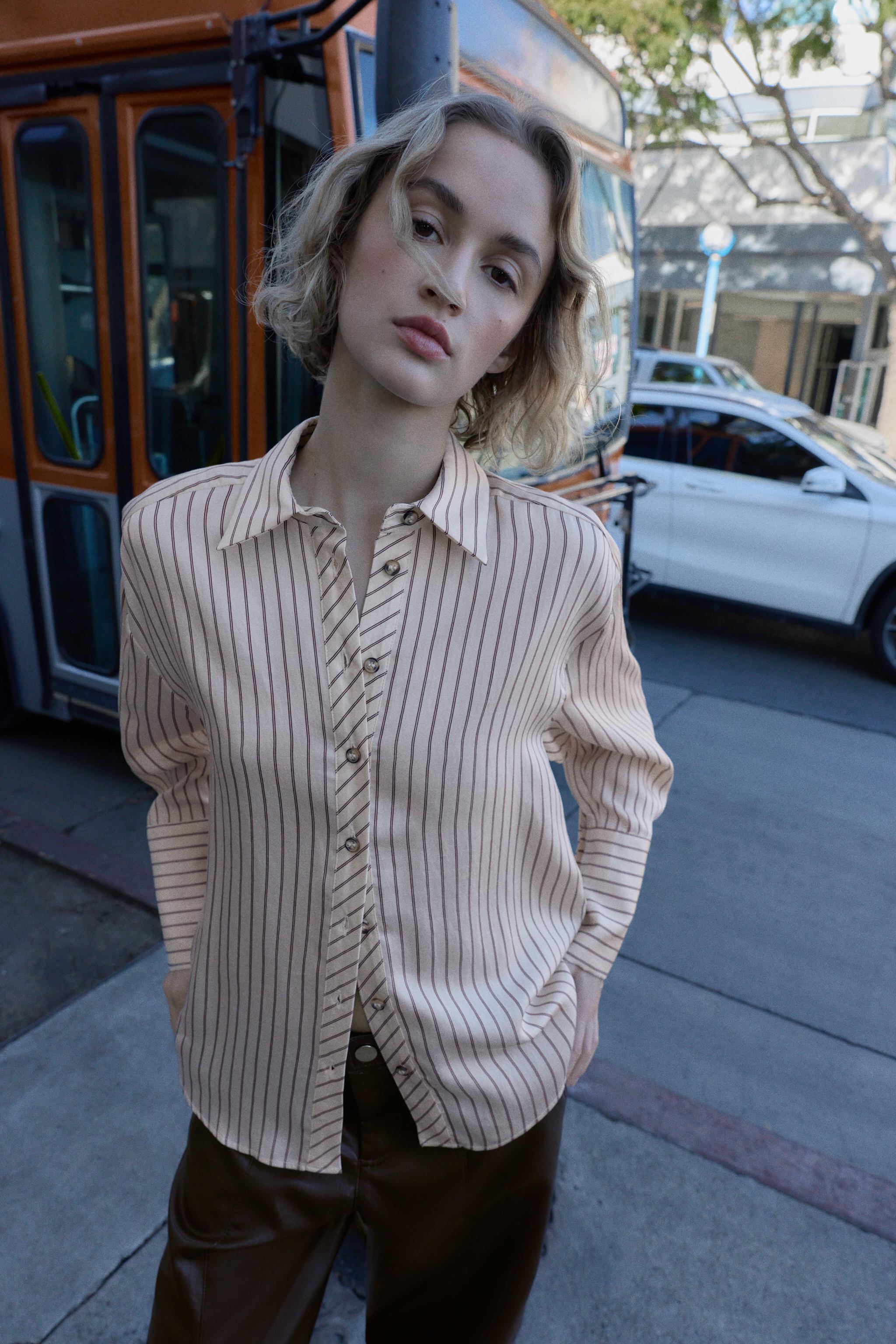 STRIPED SHIRT WITH WIDE CUFFS