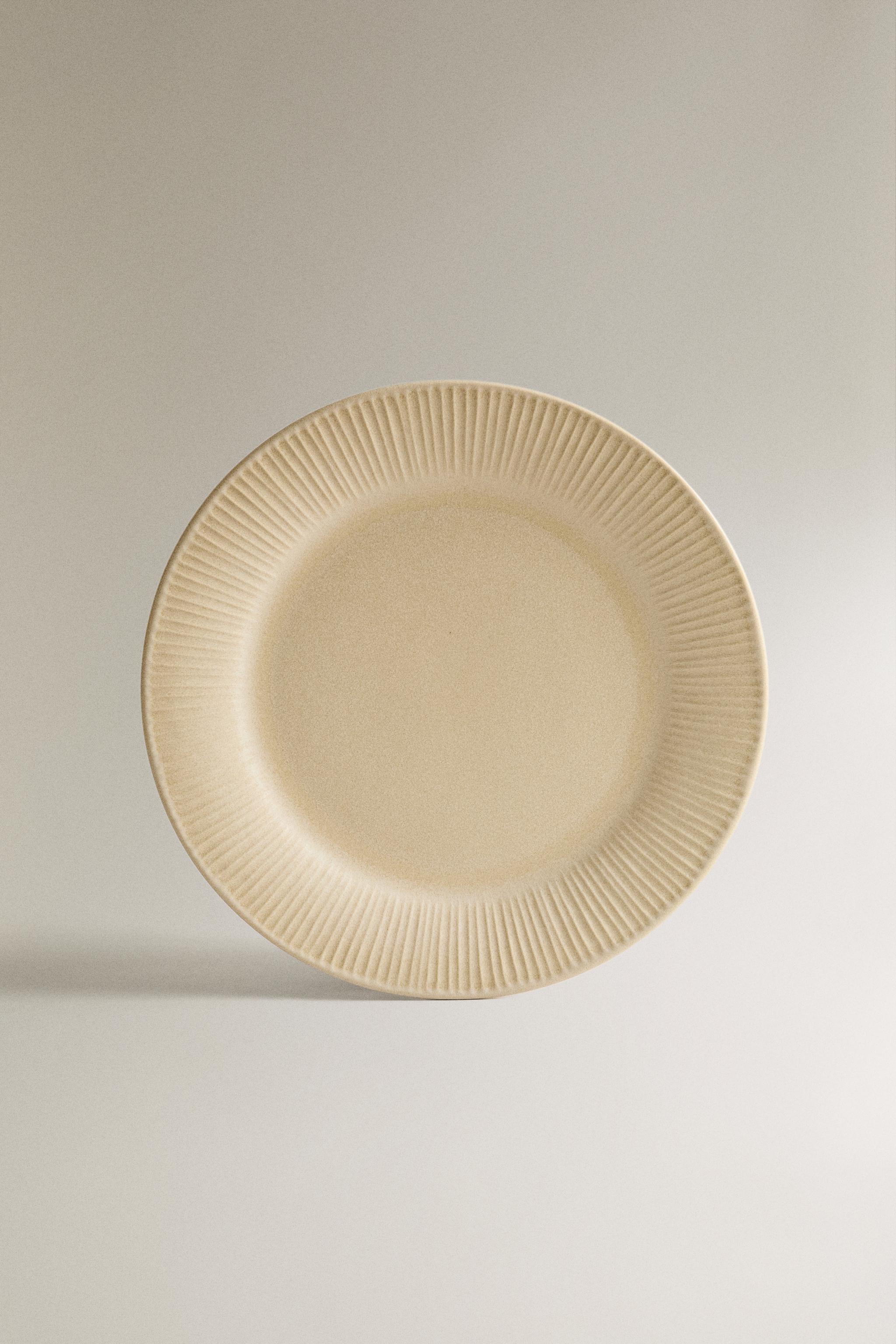 STRIPED STONEWARE DINNER PLATE — Dark beige