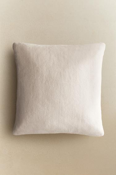 HOUSSE DE COUSSIN FOURRURE - Blanc cassé de Zara