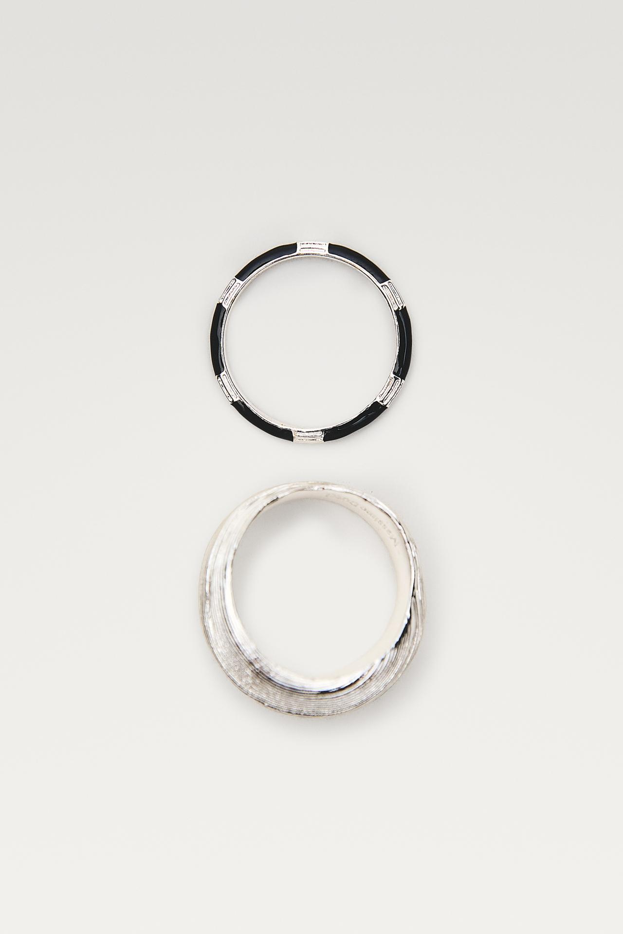 Pinstriped and enamel ring pack — Silver