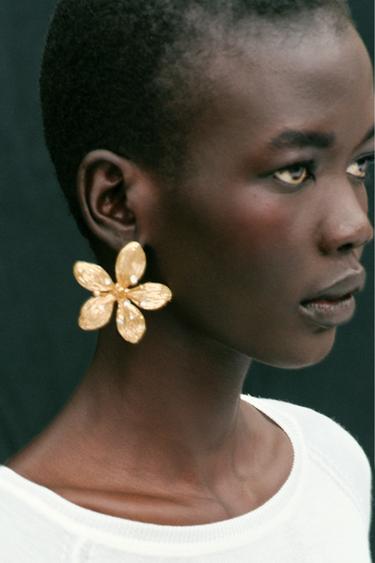 Zara RELIEF FLOWER JEWEL EARRINGS - Golden - Image 0