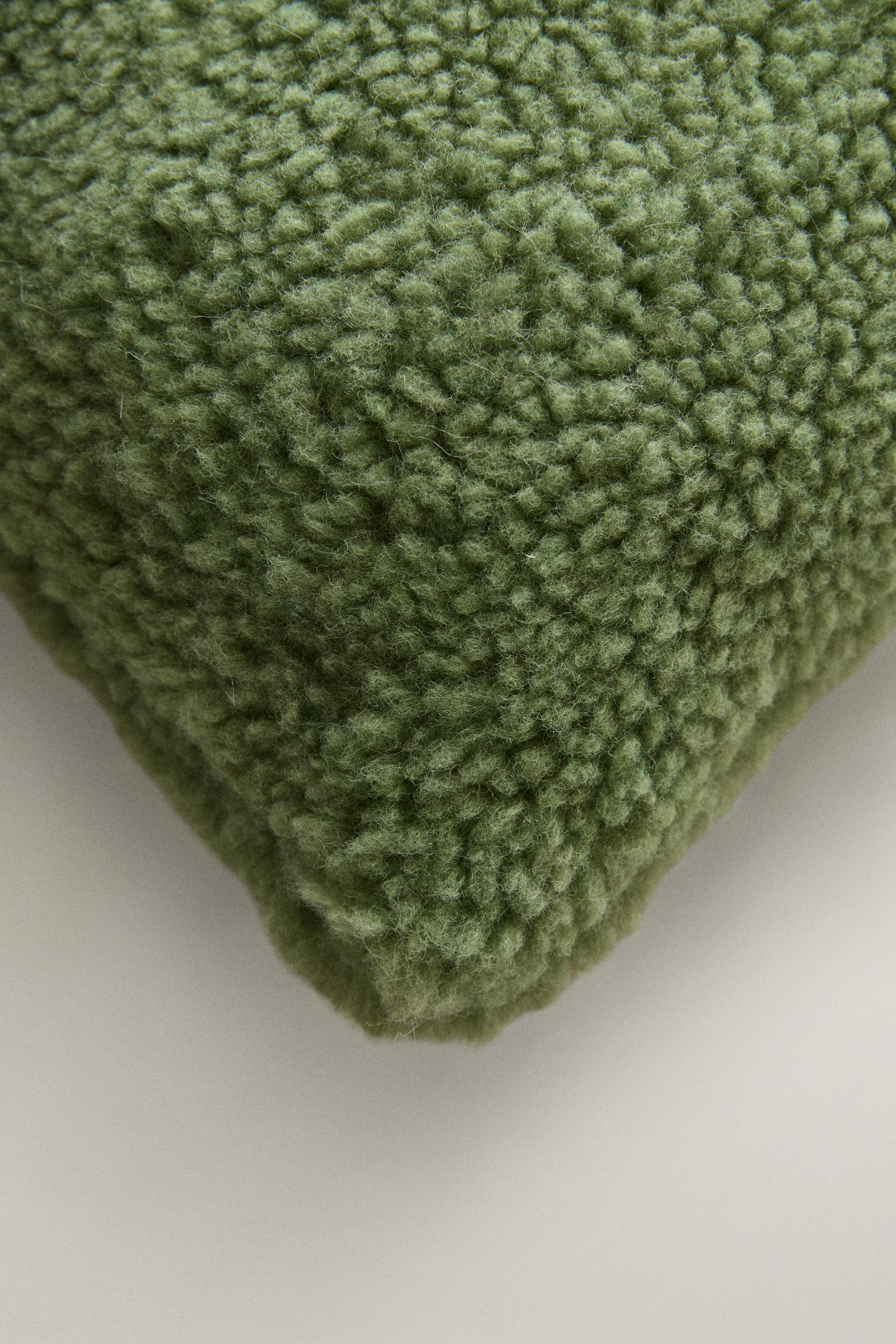 CHILDREN'S FAUX SHEARLING CUSHION WITH O — Light green