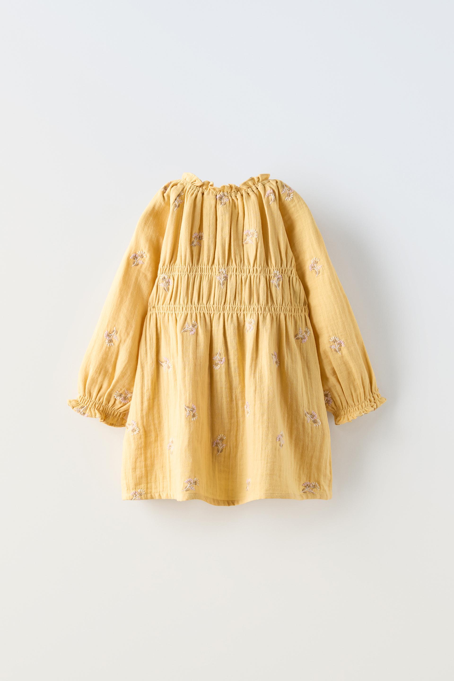 Robe jaune shops moutarde zara