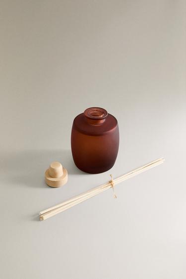 (220 ML) PEAR & TONKA REED DIFFUSERS - FRUITY by Zara - Image 2