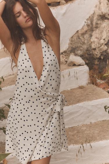 ԱՏԼԱՍԵ ԼՈՒՆԱՐՆԵՐՈՎ ՀԱԼՏԵՐ ԶԳԵՍՏ - Հում / Սև Zara-ից