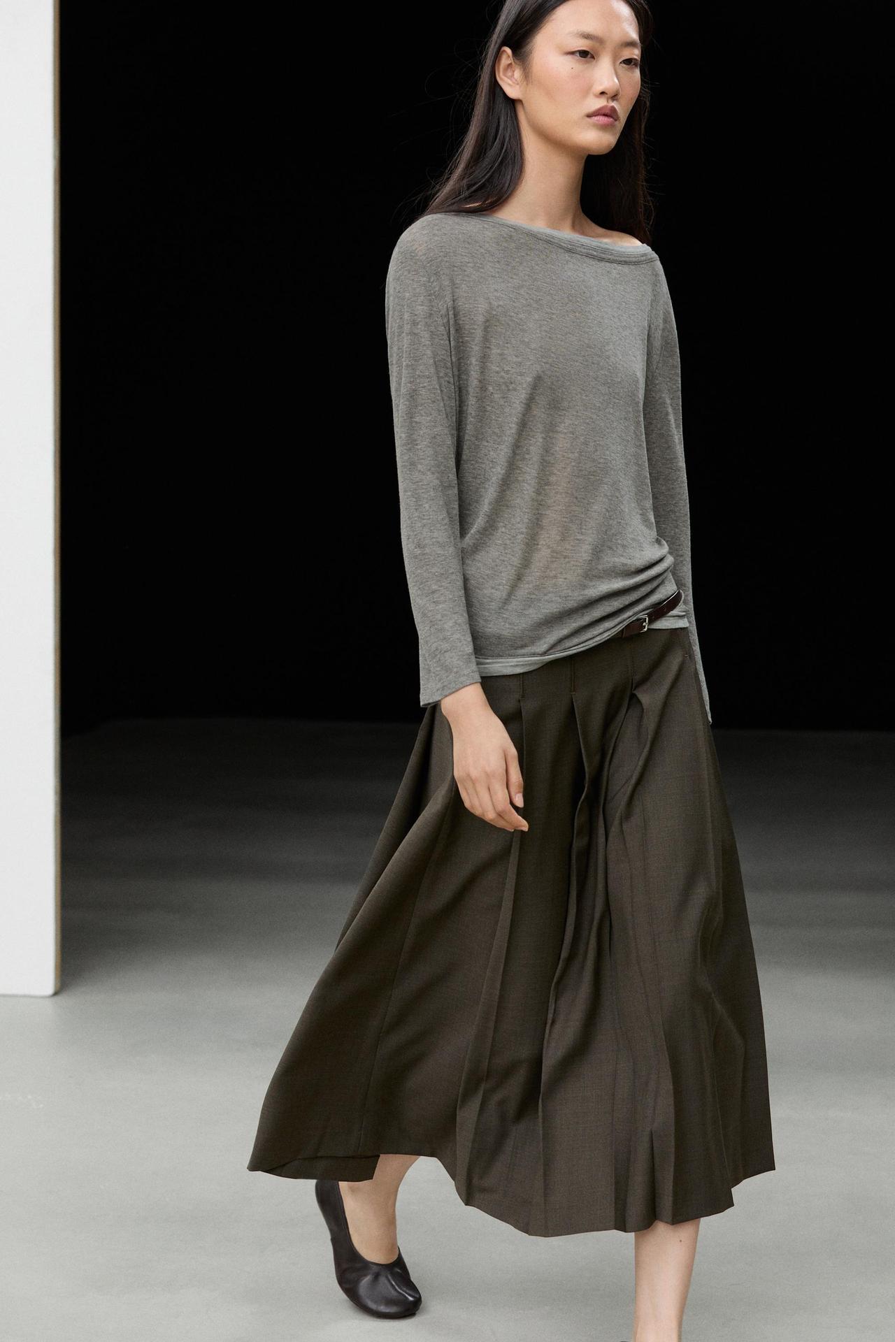 Pleated wool-blend midi skirt — Brown