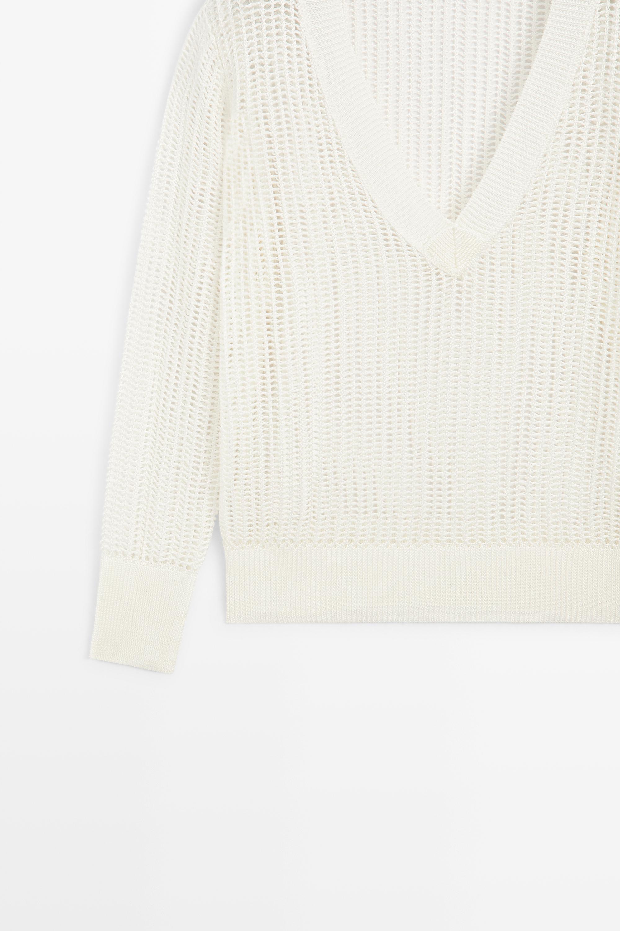 V-neck cutwork sweater - STUDIO