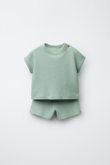 Zara PLAIN WAFFLE T-SHIRT AND BERMUDA SET - Green