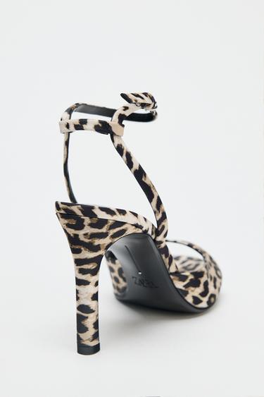 SANDALES À IMPRIMÉ ANIMALIER - Léopard de Zara - Image 5