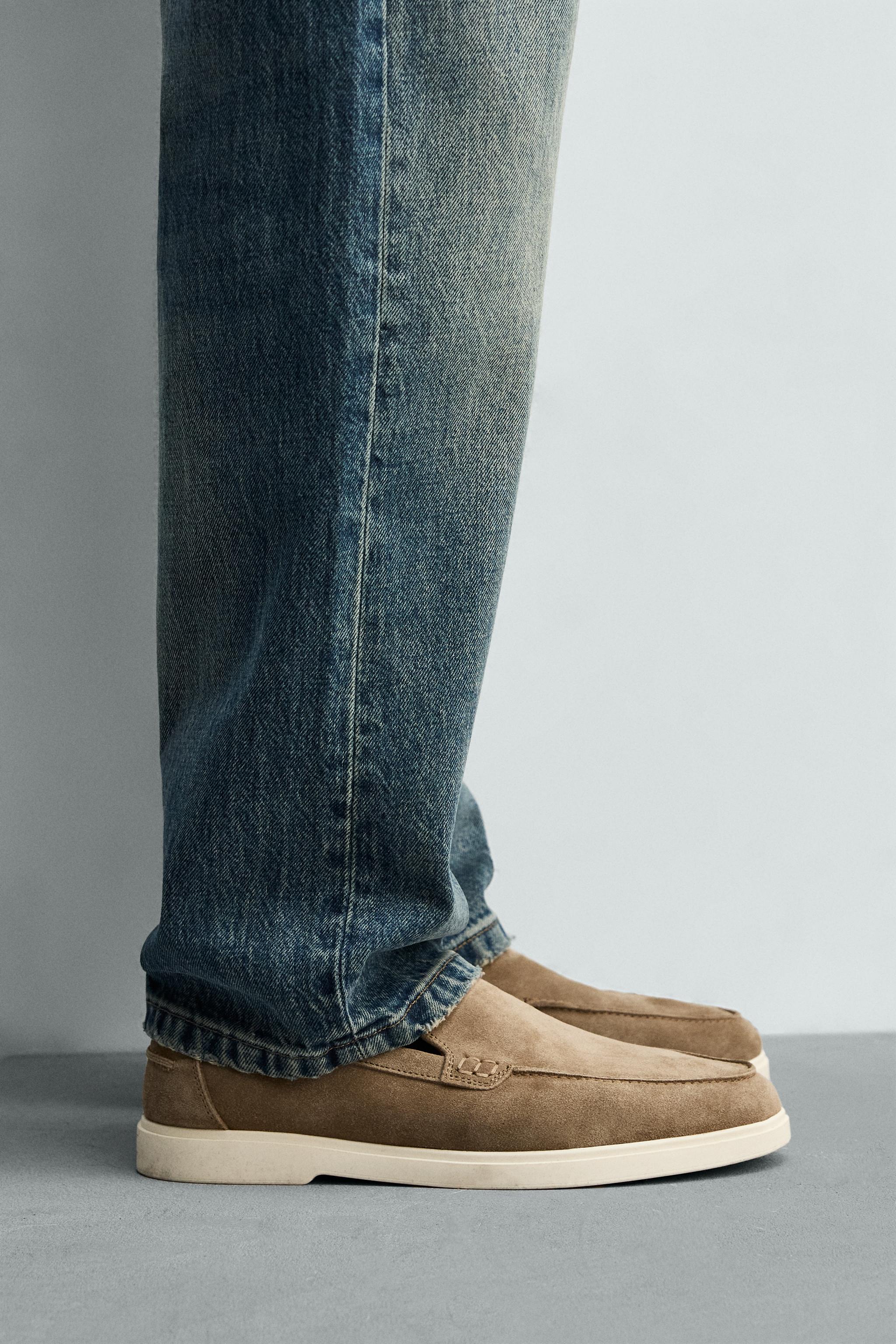 CASUAL LEATHER LOAFERS