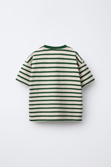 T-SHIRT À RAYURES ET PIÈCE BRODÉE - Vert / Écru de Zara - Image 1