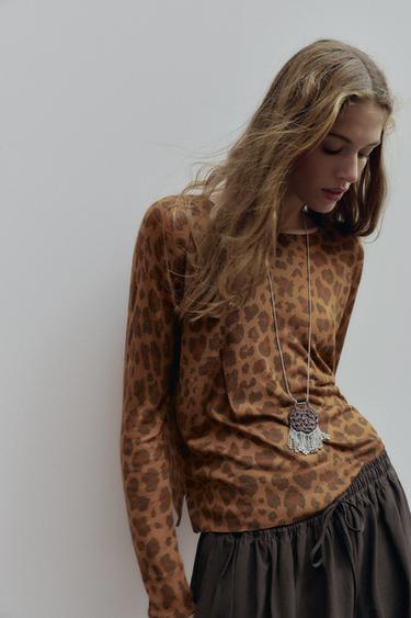 FINE KNIT ANIMAL PRINT JUMPER - Leopard by Zara