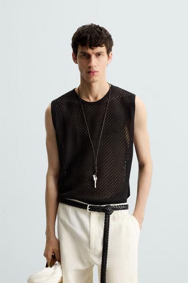 CHALECO PUNTO CALADO - Negro de Zara