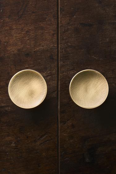 PACK OF ROUND BRASS DOOR KNOBS (PACK OF 2) – Aranysárga a ZARA-tól