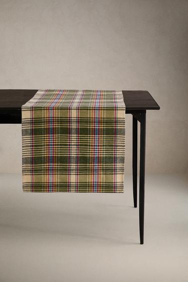 COLOURED CHECK TABLE RUNNER - Green by Zara